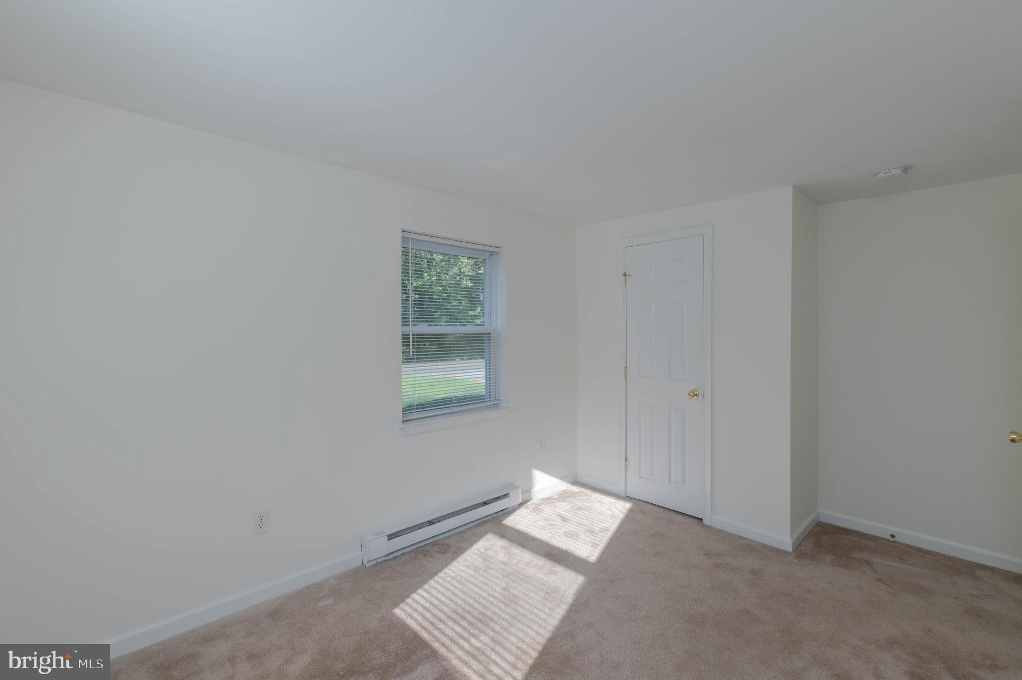 29259 Naylor Mill Road Salisbury, MD 21801 - Photo 9 of 16 Front bedroom