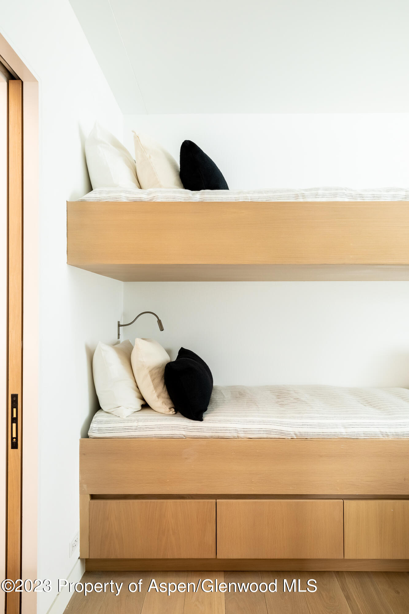 125 West Main Street Aspen, CO 81611 - Photo 41 of 52 a close view of a sink