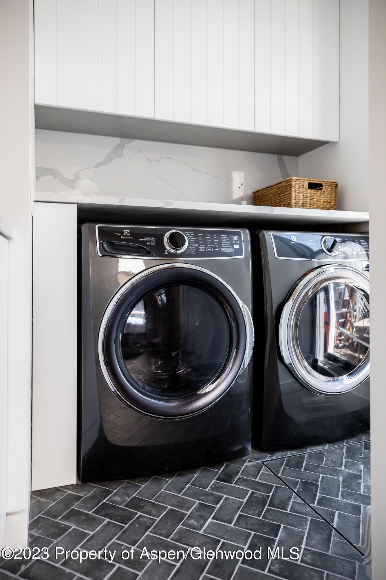 125 West Main Street Aspen, CO 81611 - Photo 48 of 52 a close view of utility and utility room