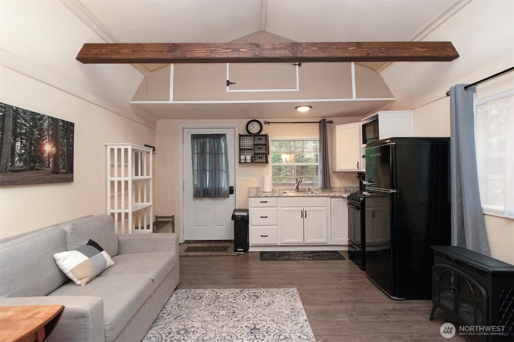 131 Robinson Road Port Angeles, WA 98362 - Photo 24 of 40