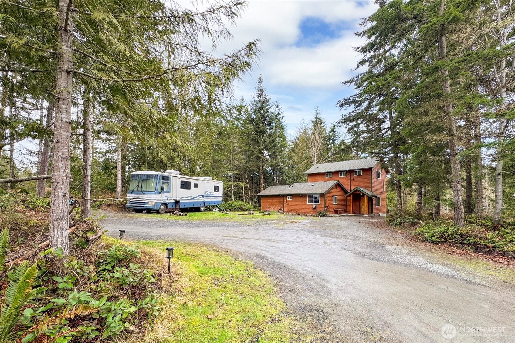 131 Robinson Road Port Angeles, WA 98362 - Photo 34 of 40