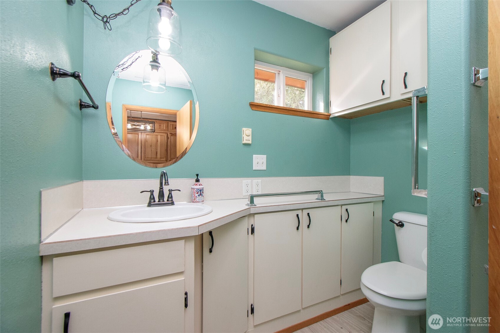 131 Robinson Road Port Angeles, WA 98362 - Photo 10 of 40