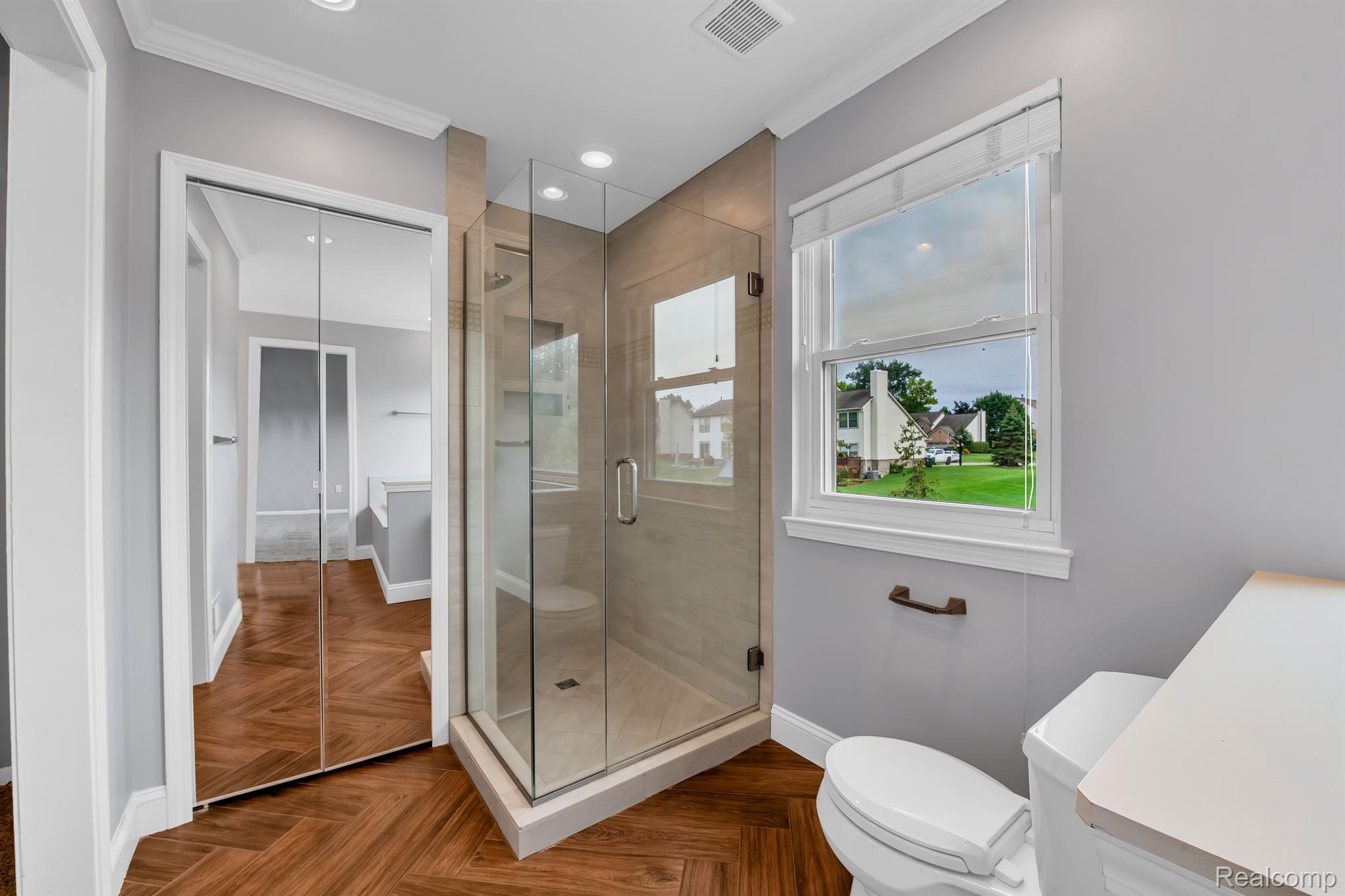 3878 Kossuth Road Lake Orion, MI 48360 - Photo 21 of 40 primary bathroom
