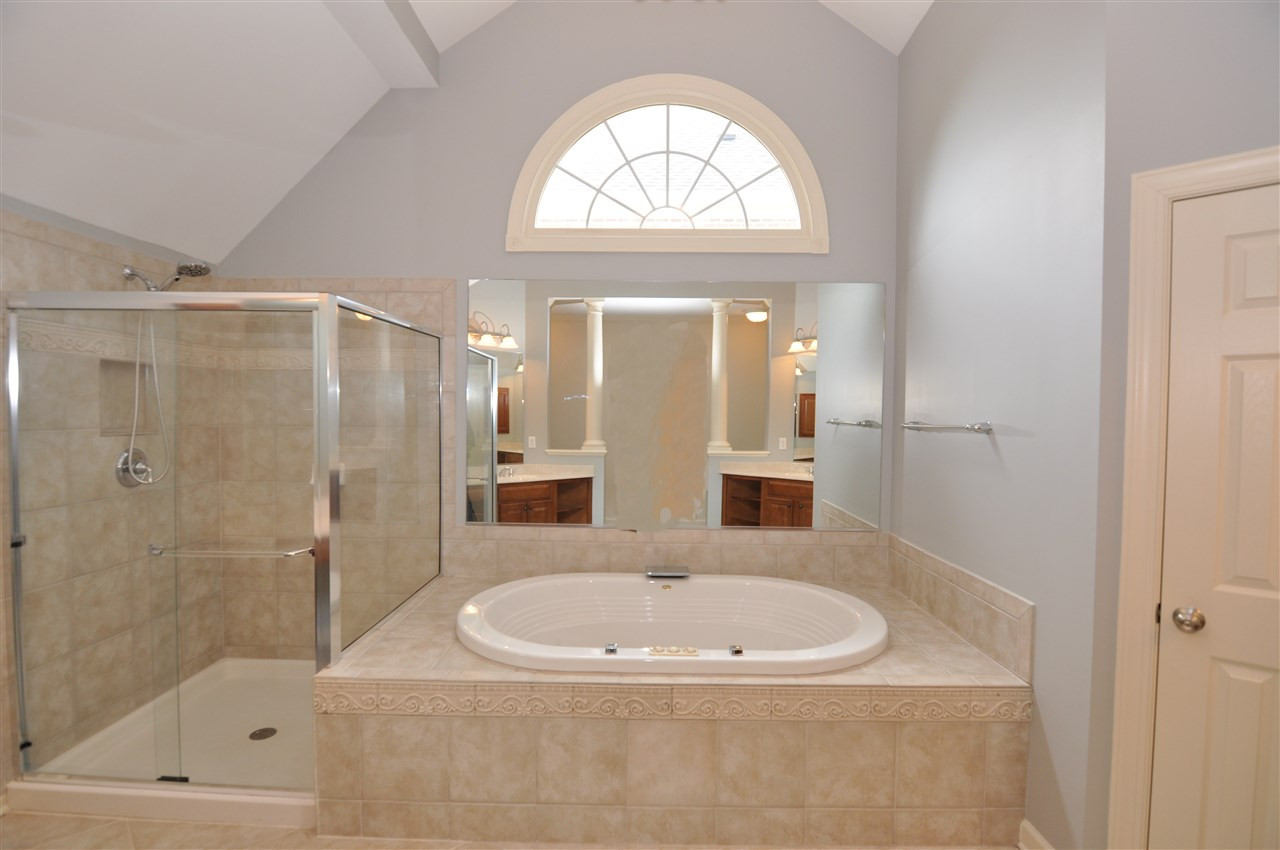 2005 Lowery Farm Lane Raleigh, NC 27614 - Photo 15 of 25 Masterbath