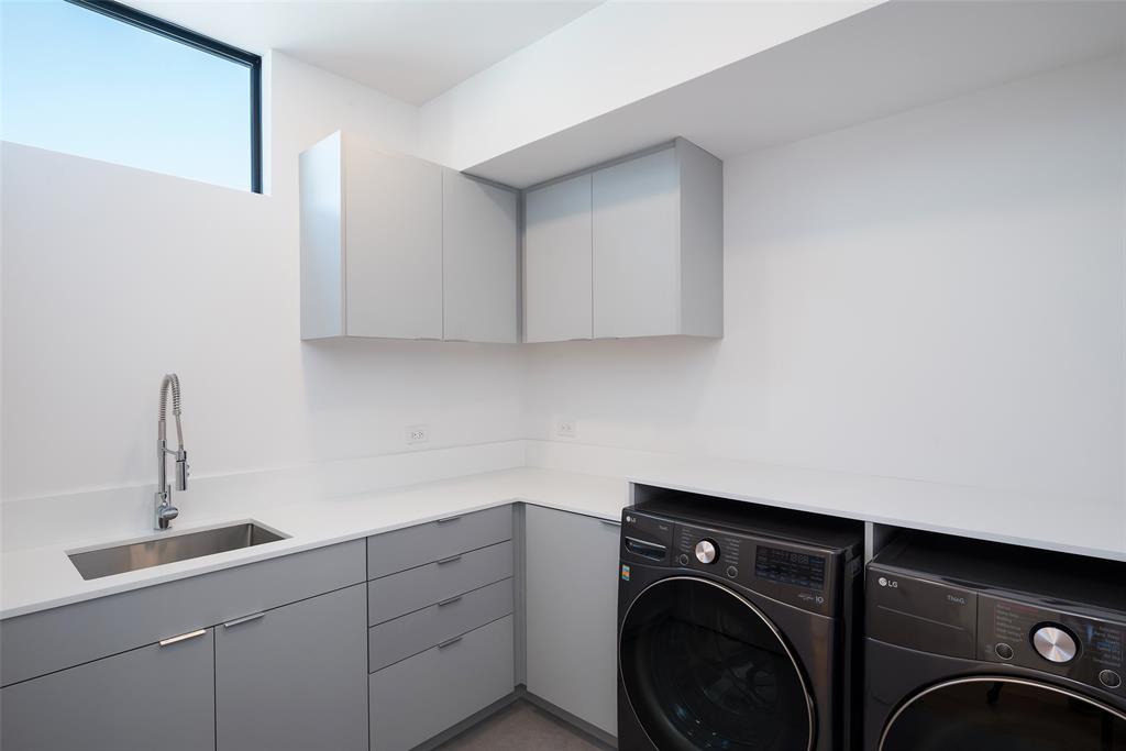 3515 Edgewater Street Dallas, TX 75205 - Photo 27 of 40 a utility room with sink dryer and washer
