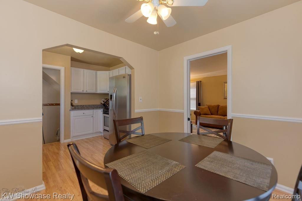 2738 Crooks Road Royal Oak, MI 48073 - Photo 7 of 25
