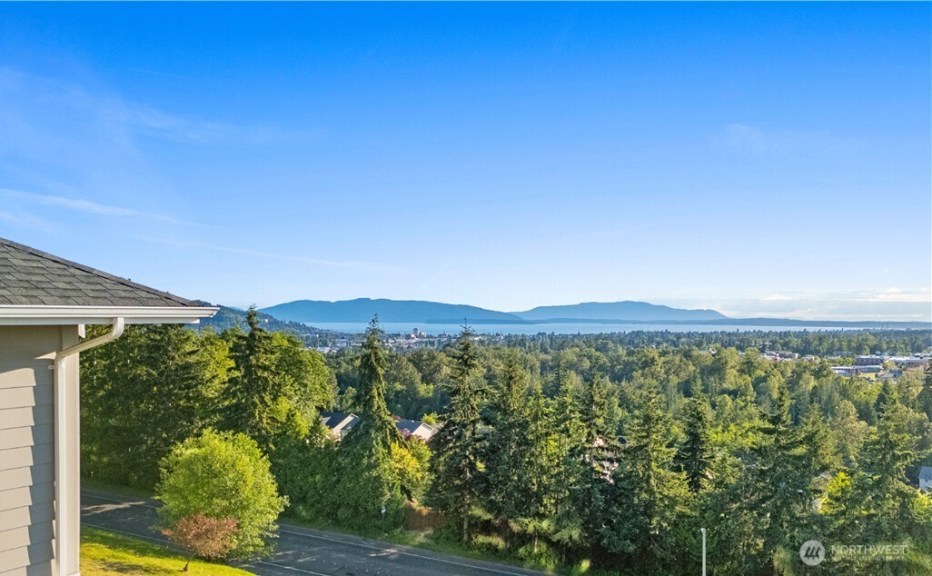 3239 Stonecrop Lane Bellingham, WA 98226 - Photo 1 of 10