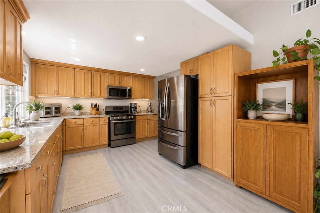 4215 Colibri Court Moorpark, CA 93021 - Photo 34 of 111