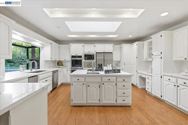 $3,488,000 | 5212 Blackhawk Drive, Danville, CA 94506