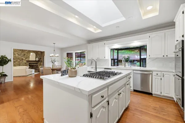 $3,488,000 | 5212 Blackhawk Drive, Danville, CA 94506