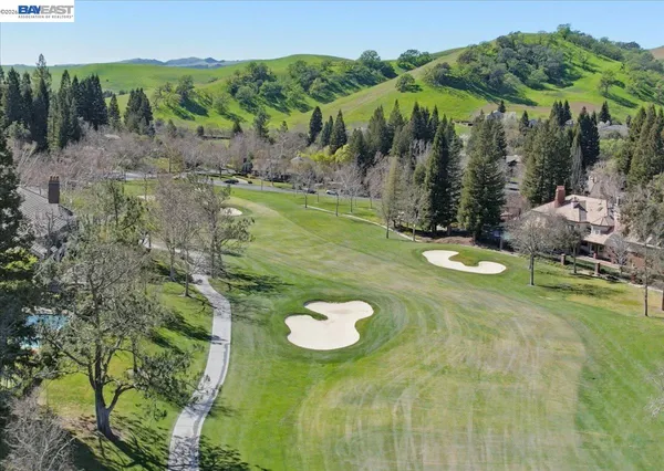 $3,488,000 | 5212 Blackhawk Drive, Danville, CA 94506