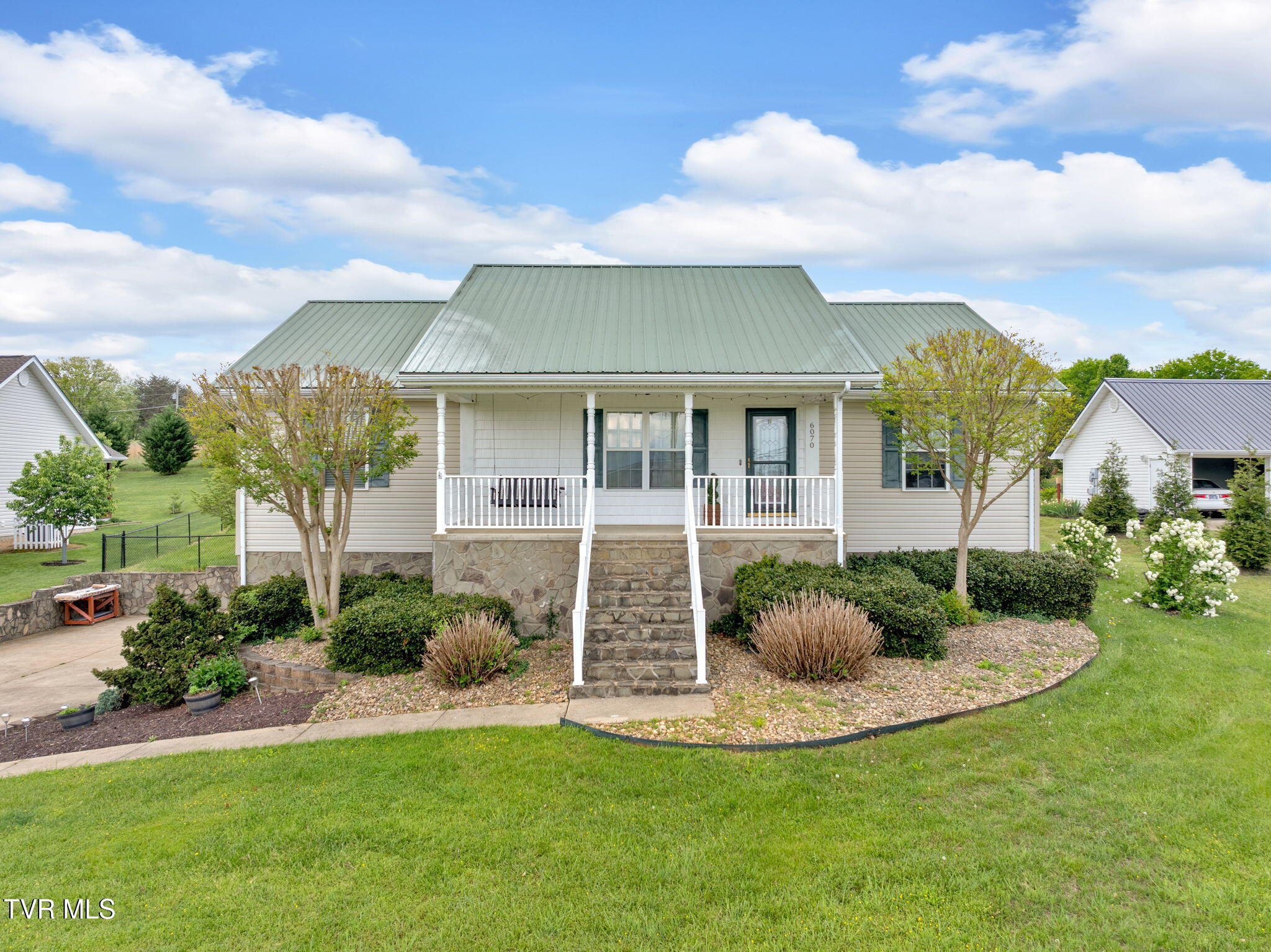 6070 Jones Bridge Road Greeneville, TN 37743 - Photo 1 of 27 0-web-or-mls-JH 20250424-004