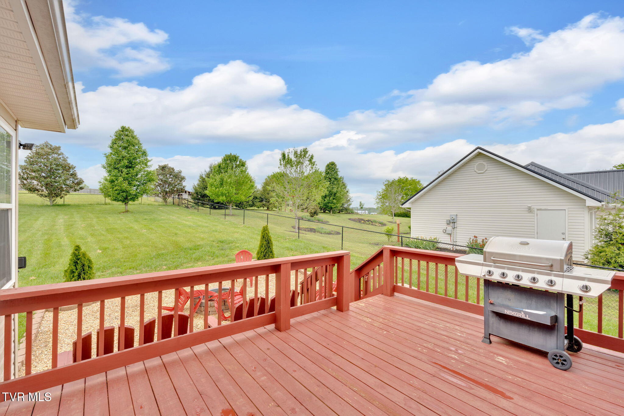6070 Jones Bridge Road Greeneville, TN 37743 - Photo 18 of 27 31-web-or-mls-JH 20250424-112