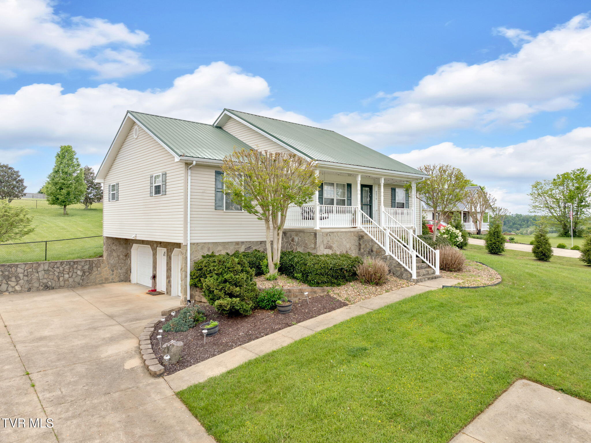 6070 Jones Bridge Road Greeneville, TN 37743 - Photo 2 of 27 1-web-or-mls-JH 20250424-001