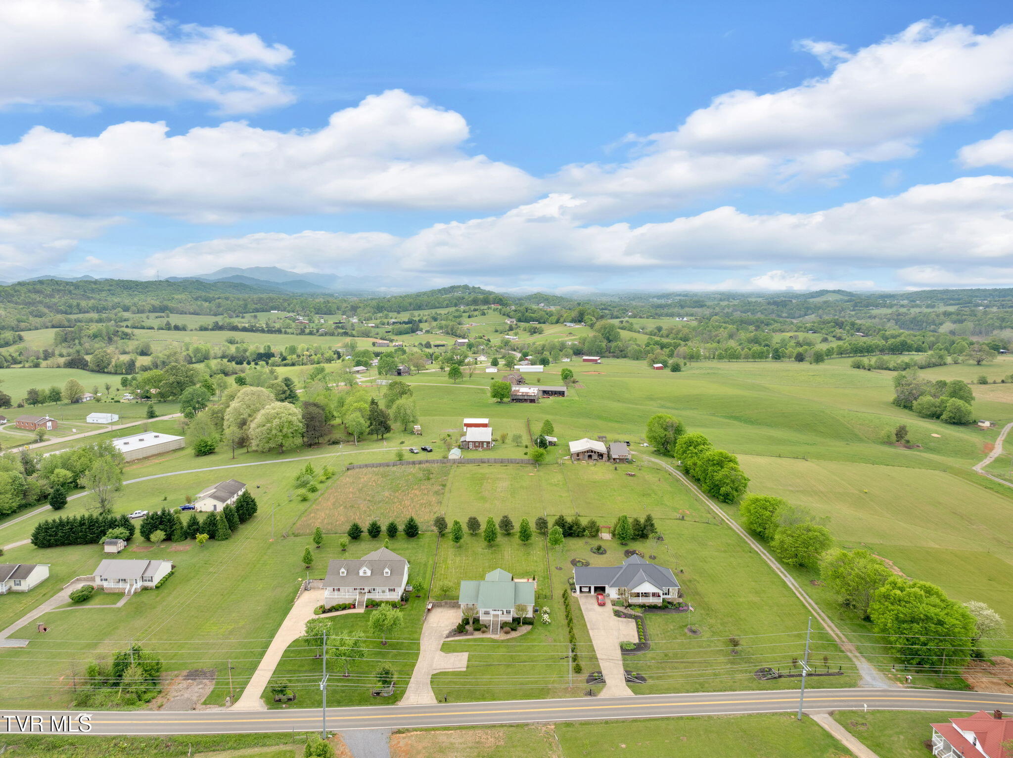 6070 Jones Bridge Road Greeneville, TN 37743 - Photo 24 of 27 8-web-or-mls-JH 20250424-034
