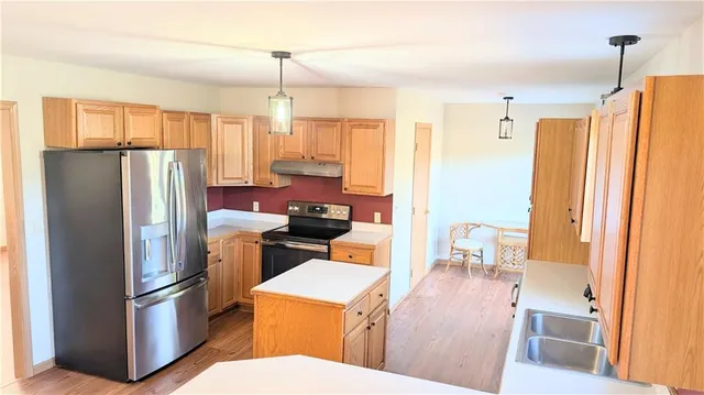 $339,900 | 1875 East 350 Road, El Dorado Springs, MO 64744