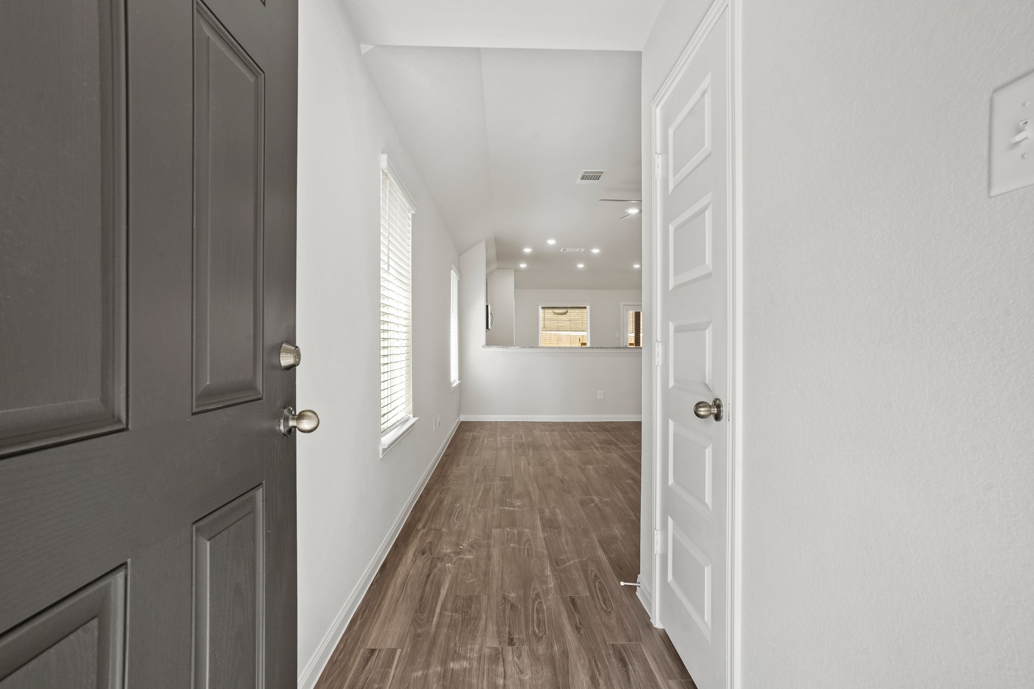 2336 Mooneye Court Conroe, TX 77384 - Photo 2 of 22