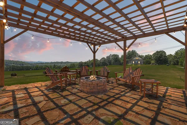 $497,000 | 300 Rock Creek Trail, Toccoa, GA 30577