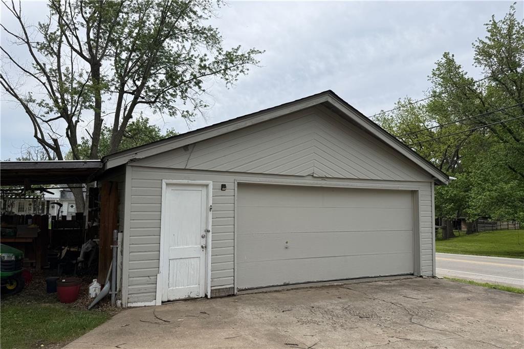 1540 North Noland Road Independence, MO 64050 - Photo 8 of 9