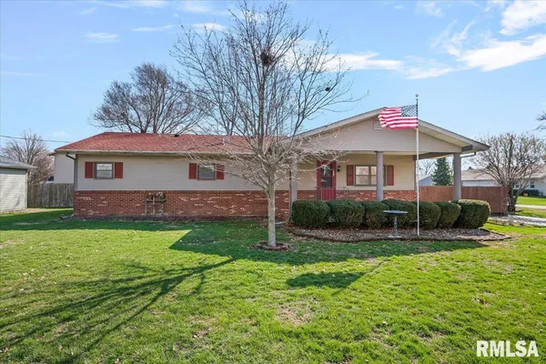 $85,000 | 406 South Benton Street, New Berlin, IL 62670