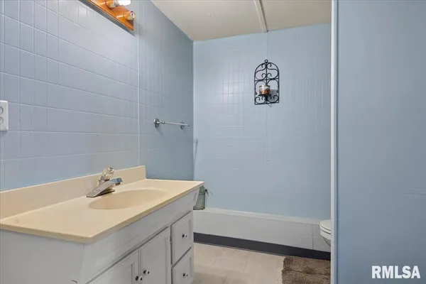 $80,000 | 406 South Benton Street, New Berlin, IL 62670