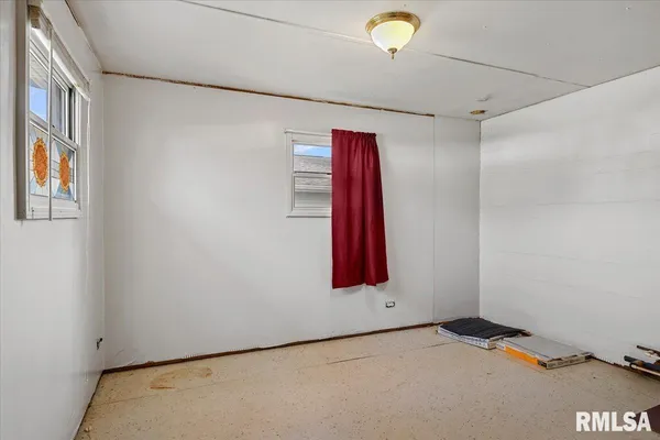 $80,000 | 406 South Benton Street, New Berlin, IL 62670