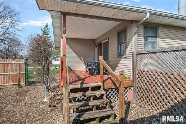 $80,000 | 406 South Benton Street, New Berlin, IL 62670