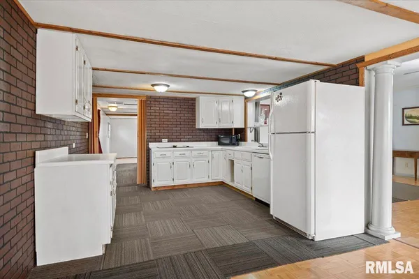 $80,000 | 406 South Benton Street, New Berlin, IL 62670