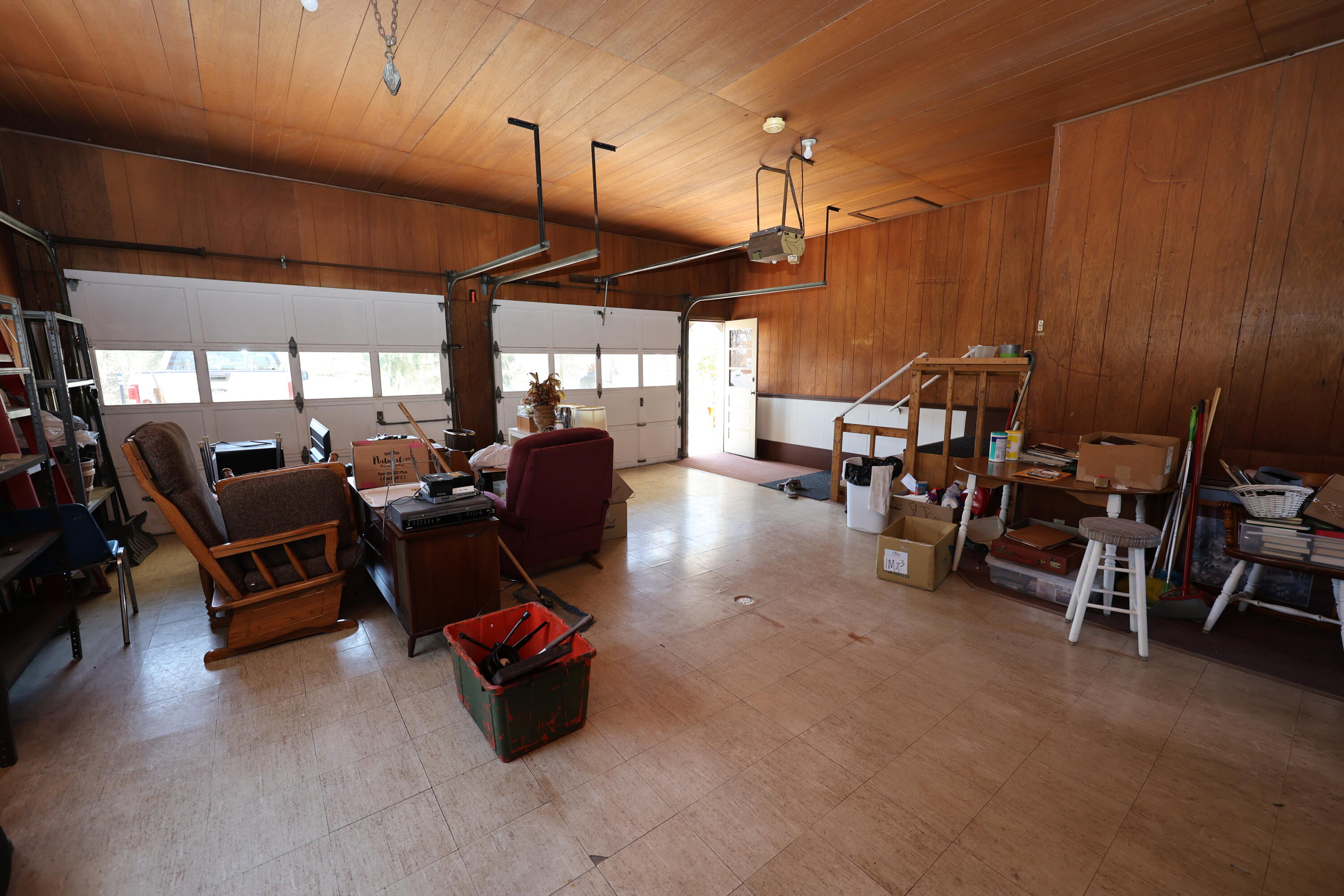 2504 Riverside Road Benton Harbor, MI 49022 - Photo 53 of 53 Garage