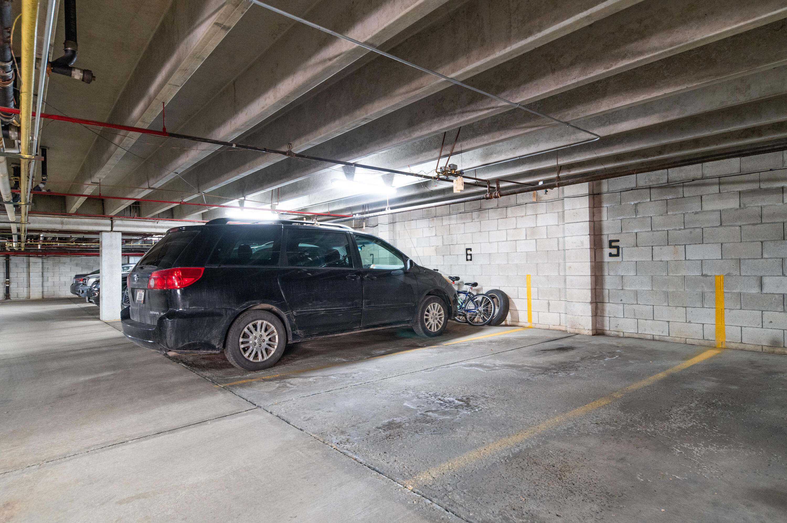 11957 West Appleton Avenue, Unit 5 Milwaukee, WI 53224 - Photo 21 of 31 EUP_6426