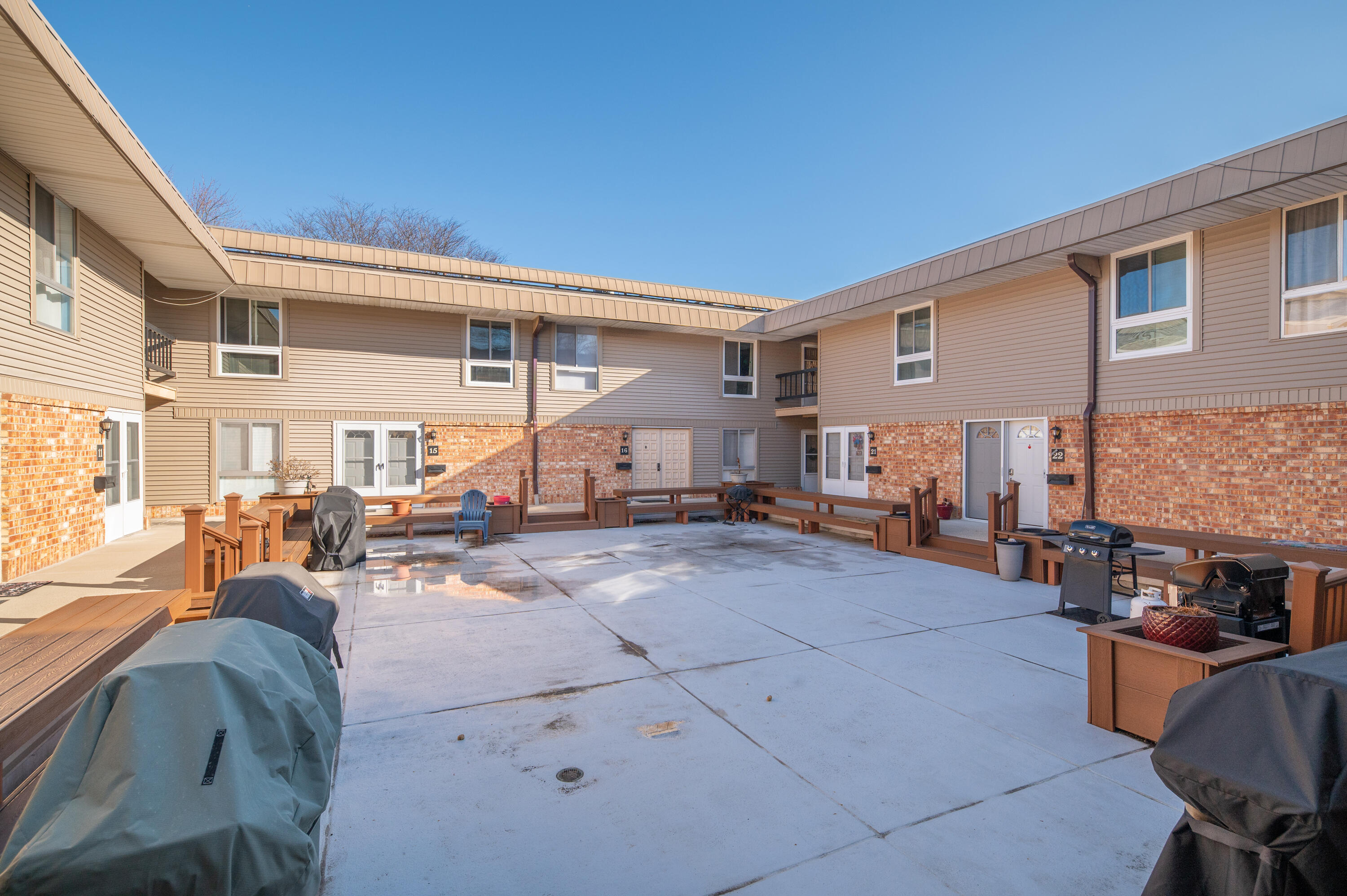 11957 West Appleton Avenue, Unit 5 Milwaukee, WI 53224 - Photo 22 of 31 EUP_6416