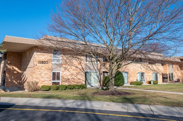 $140,000 | 11957 West Appleton Avenue, Unit 5, Milwaukee, WI 53224