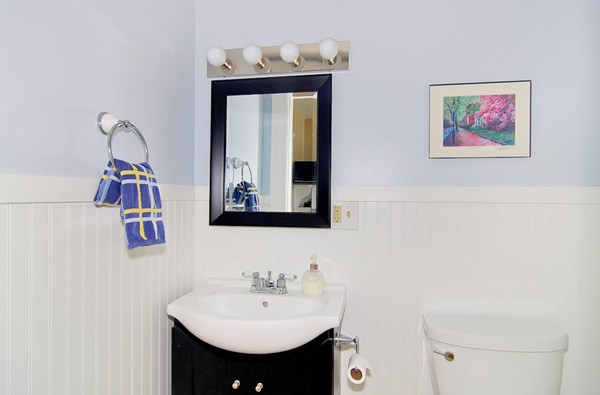 229 Beverly Road Worcester, MA 01605 - Photo 15 of 27