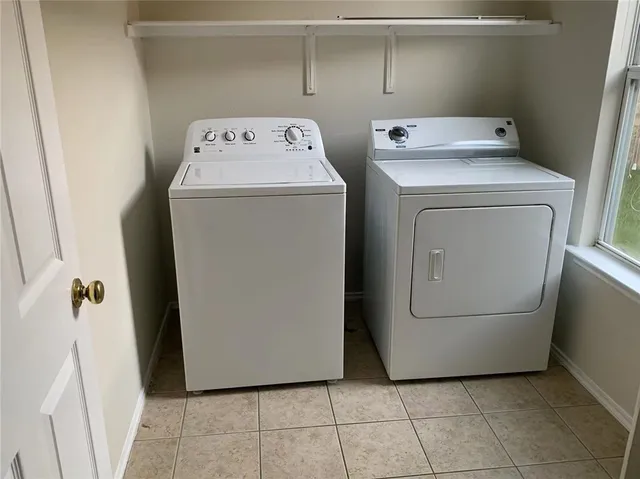 $1,949 | 14304 Sarah Ann Drive, Austin, TX 78725