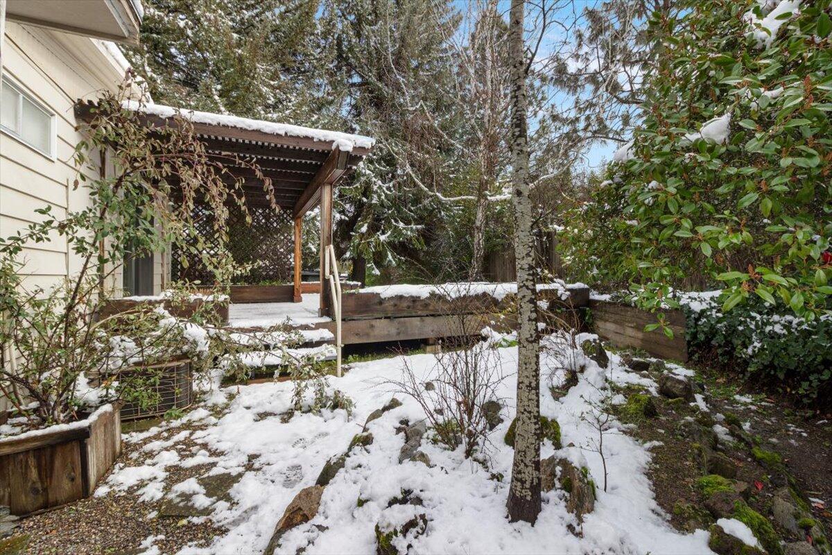 3955 South Stage Road, Unit 7 Medford, OR 97501 - Photo 30 of 36 30-3955 S Stage Rd Unit 7-30
