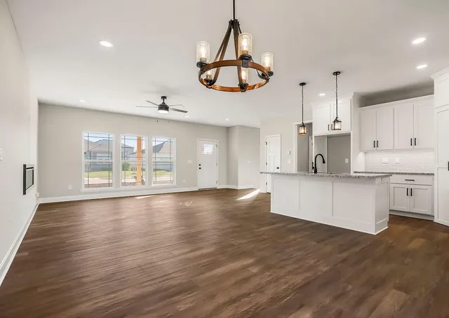 $519,000 | 29346 Palmer Drive, Paola, KS 66071