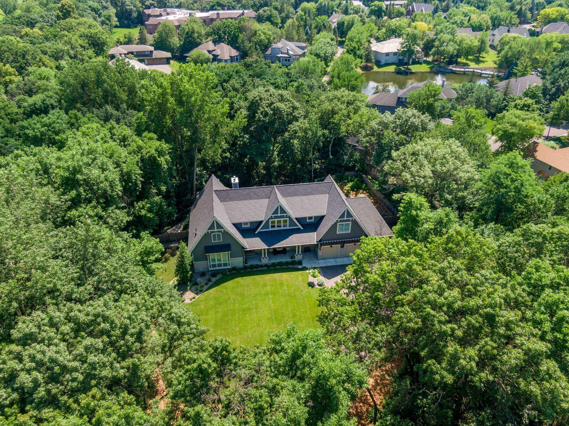 11 Loring Road Minnetonka, MN 55305 - Photo 2 of 74