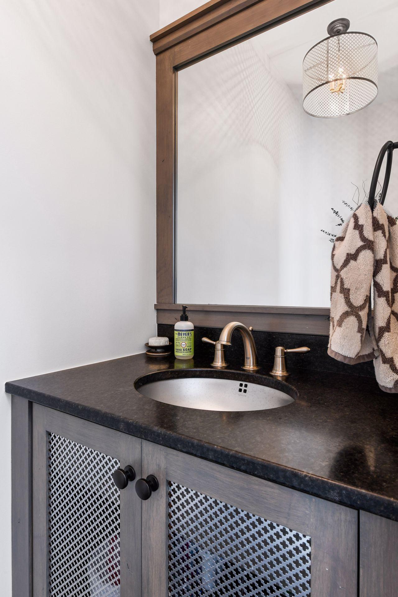 11 Loring Road Minnetonka, MN 55305 - Photo 25 of 74