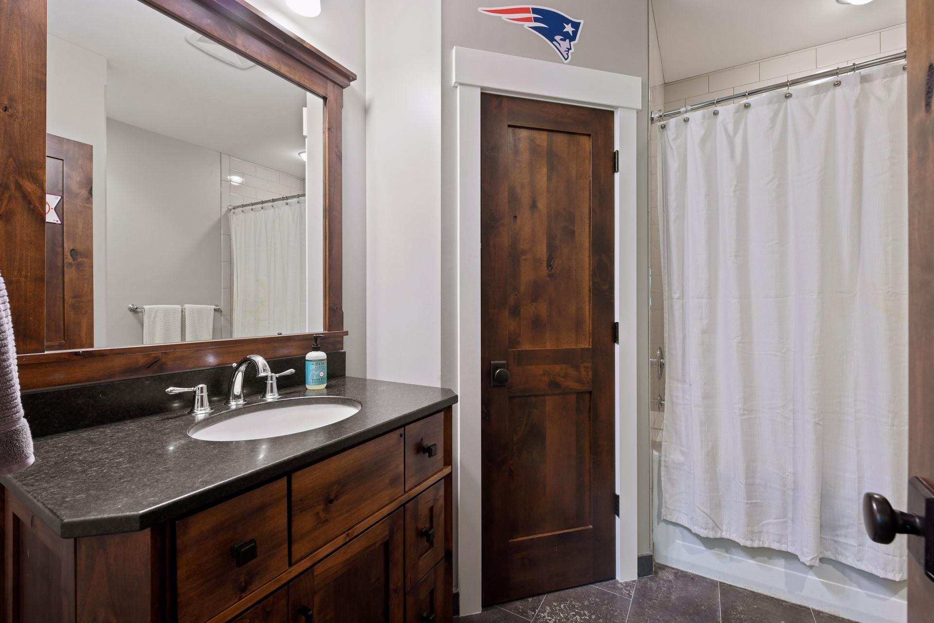 11 Loring Road Minnetonka, MN 55305 - Photo 54 of 74