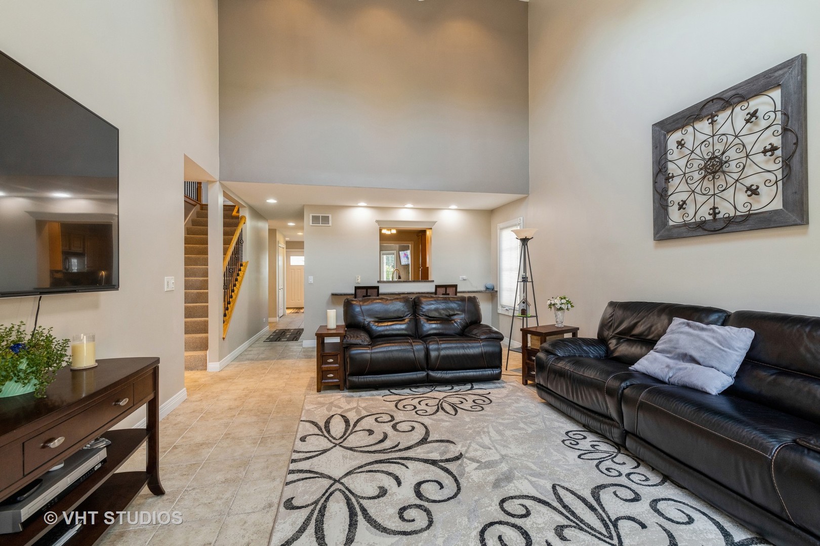 2267 Caton Farm Road Crest Hill, IL 60403 - Photo 4 of 21 a living room with furniture and a flat screen tv