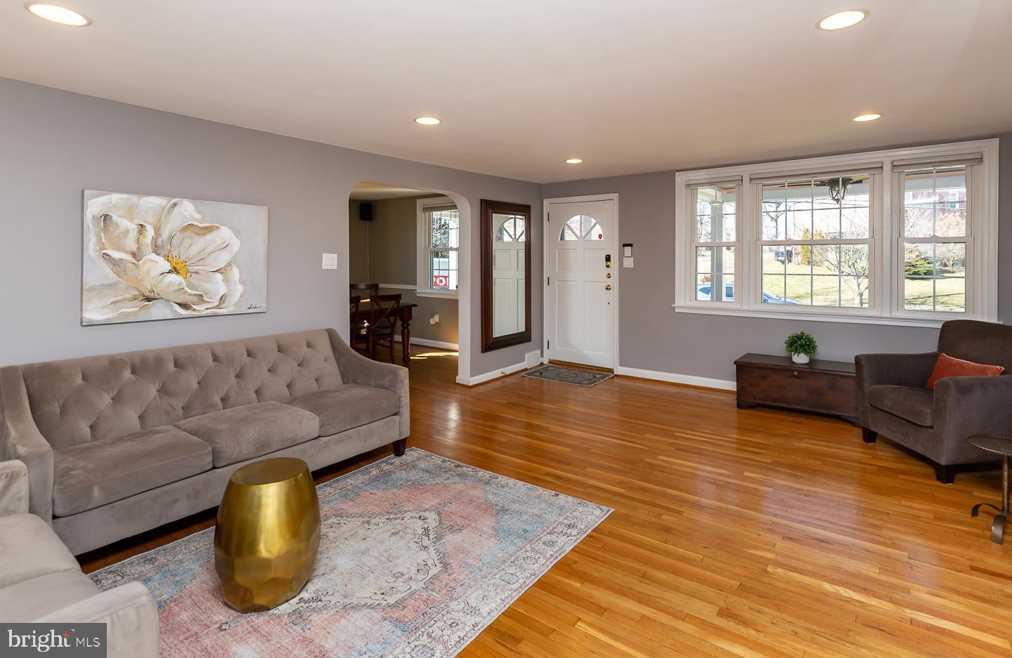 207 Colfax Road Havertown, PA 19083 - Photo 4 of 38