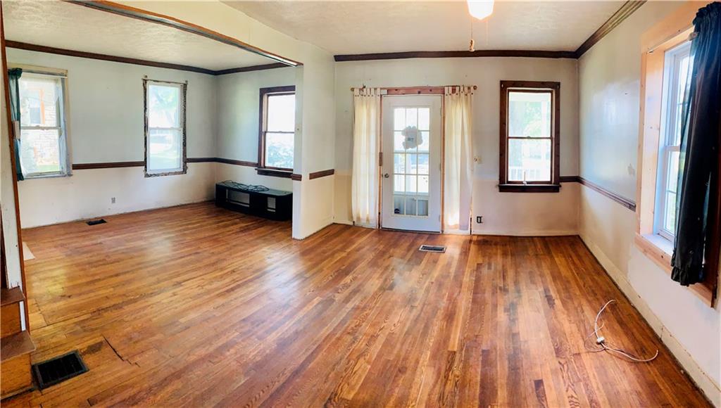 4469 Old Mercer Road Volant, PA 16156 - Photo 2 of 12