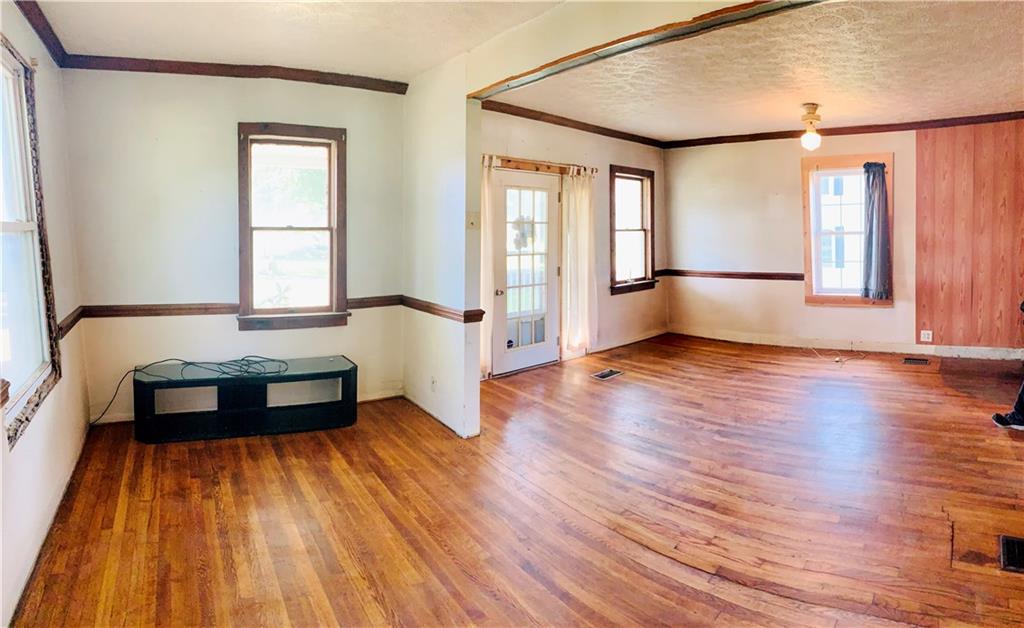 4469 Old Mercer Road Volant, PA 16156 - Photo 3 of 12