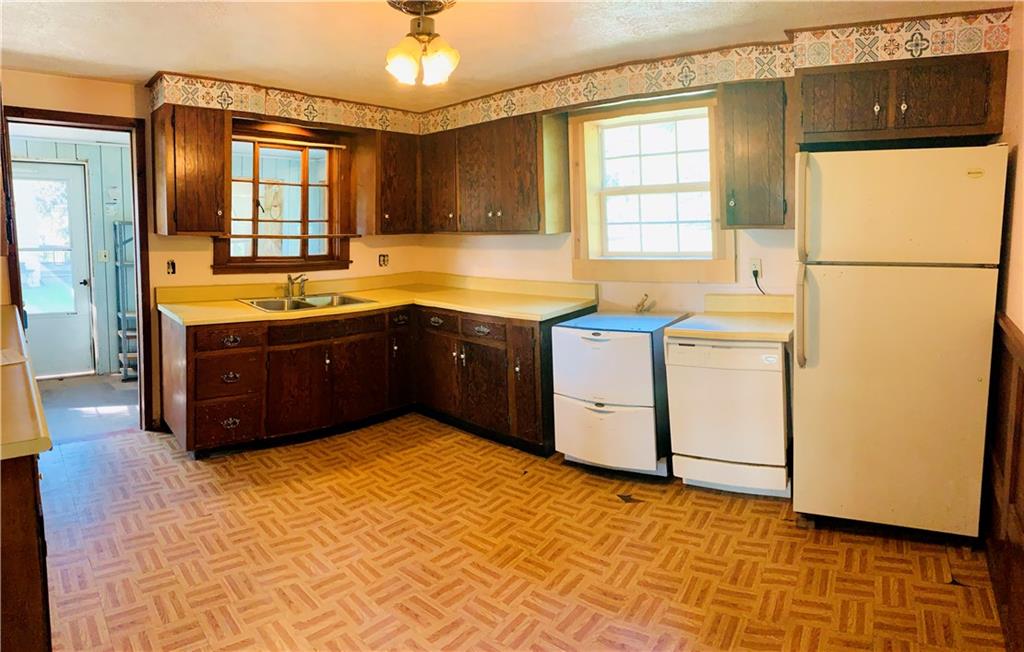 4469 Old Mercer Road Volant, PA 16156 - Photo 4 of 12