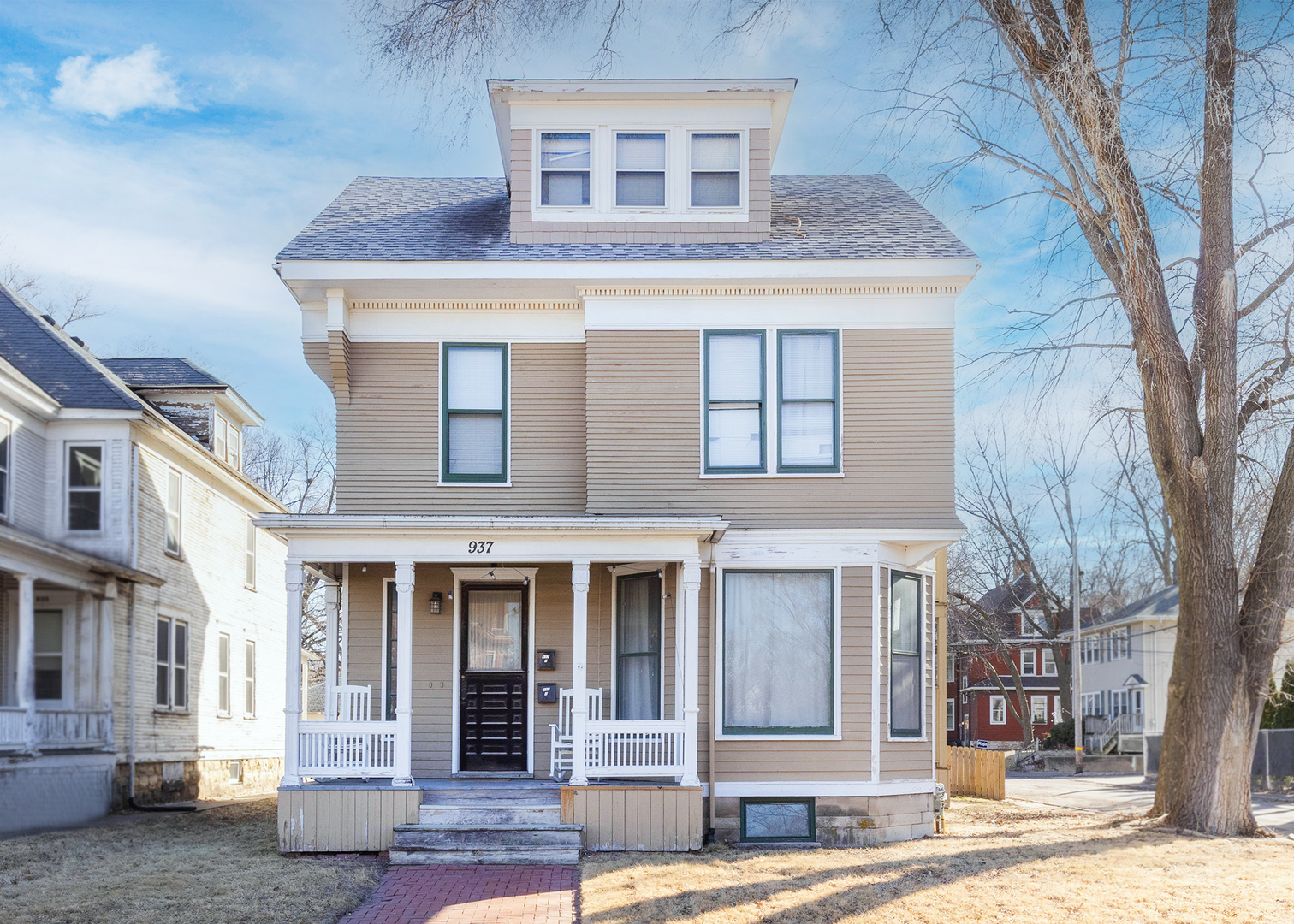 937 20th Street Rock Island, IL 61201 - Photo 1 of 46