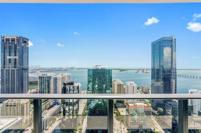 $4,400 | 1300 South Miami Avenue, Unit 4804, Miami, FL 33130