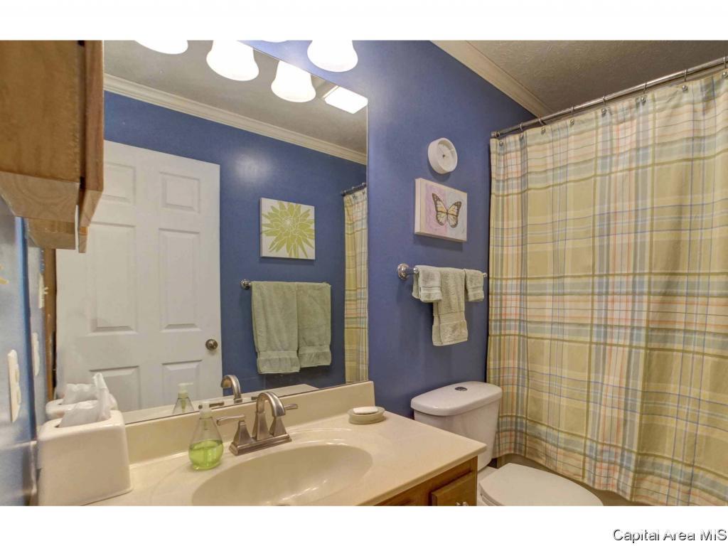 1401 Guemes Court Springfield, IL 62702 - Photo 16 of 28