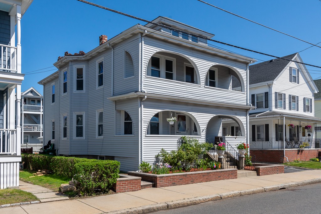215 Spring Street Medford, MA 02155 - Photo 2 of 33 Gallery Image 2