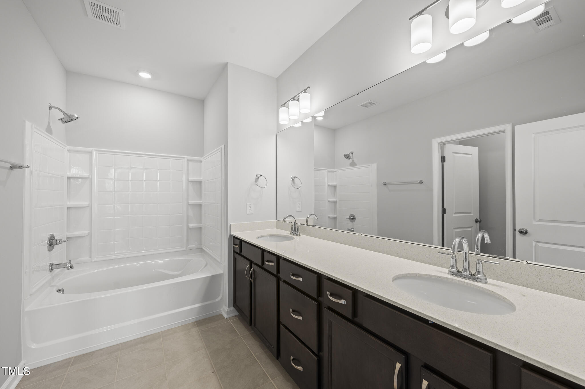 108 Ripple Way, Unit 319 Clayton, NC 27520 - Photo 11 of 42 DSC04058