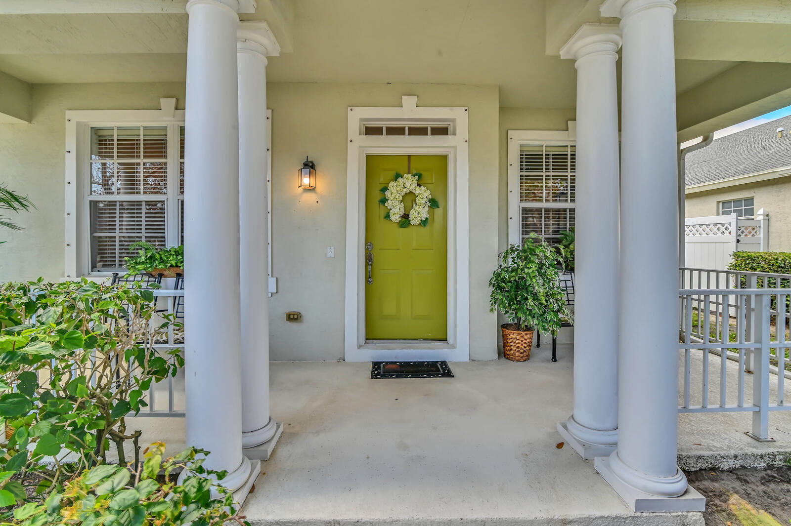 244 Clocktower Drive Jupiter, FL 33458 - Photo 4 of 36 a view of outdoor space